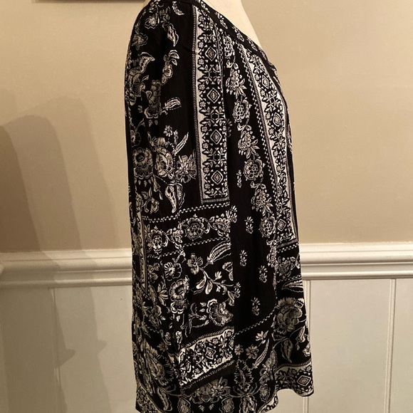 NEW Bila Lightweight Medium Blouse - Picture 2 of 5